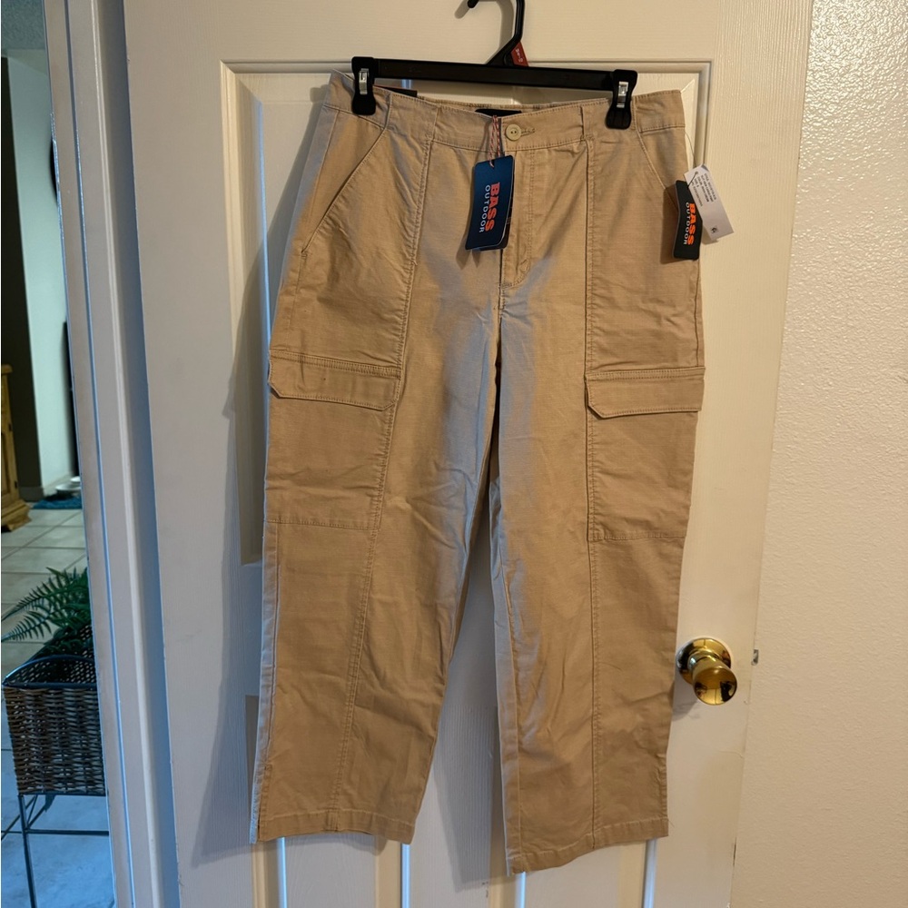 Bass Outdoor Women’s Beige Split Hem, Cargo Pants